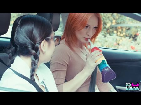 Sexy Momma Kessie Shy hat eine Lektion für ihre Stieftochter 