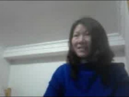 Esposa chinesa Mostrar peitos na webcam 