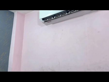 dost ki amma chud gyi xxx verdammte Freundin heiße Mutter, während sie allein zu Hause 