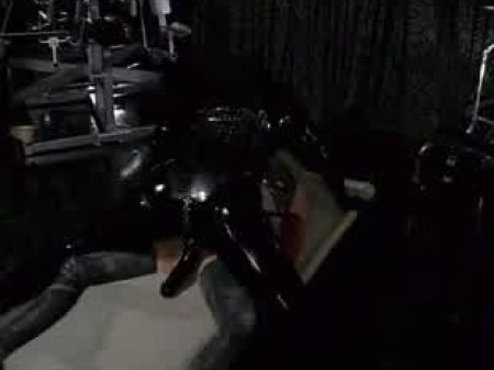 Gwenmedia - Rubber Torture