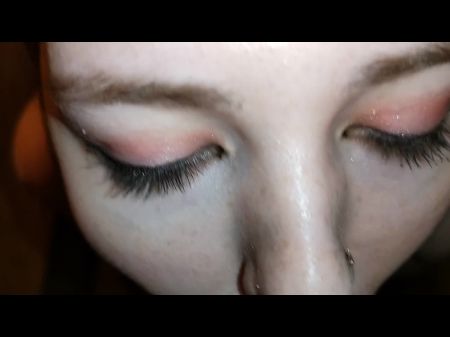 امتصت في الساونا في داشا والديه 