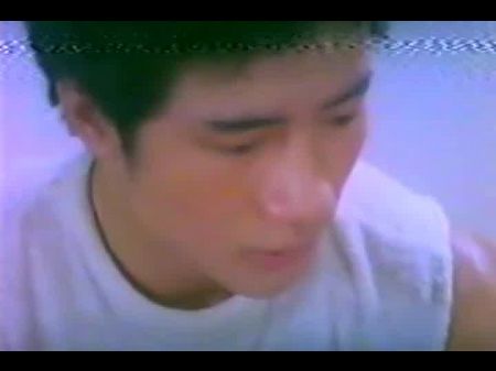 Junge fickt seine Freundin so schwer, ihre Vergebung zu bekommen 