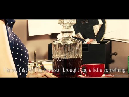 Femme Fatale Paula Shy Maturbating 