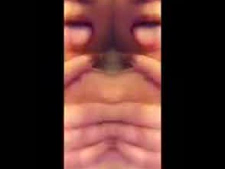 Ella presenta para Glamourboi Devon 8 