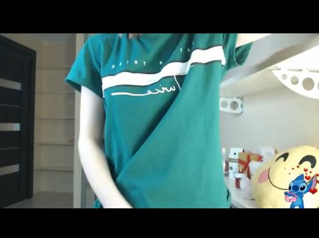 Uber-cute Eighteen Years Nymph Dance In Underpants