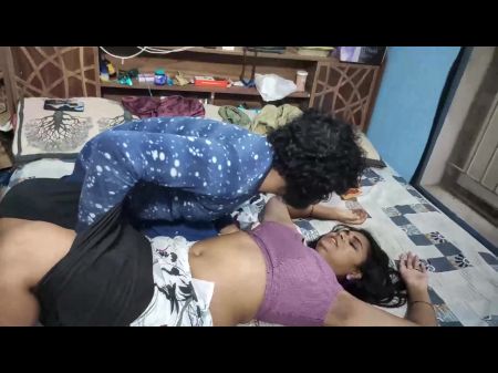 Vaishnavy y Sharun Raj Saree Pussy Rofing Romance Parte 5, pareja de mallu Sari Sari Hot Ass Beso, Mallu Pareja Hot Kiss 