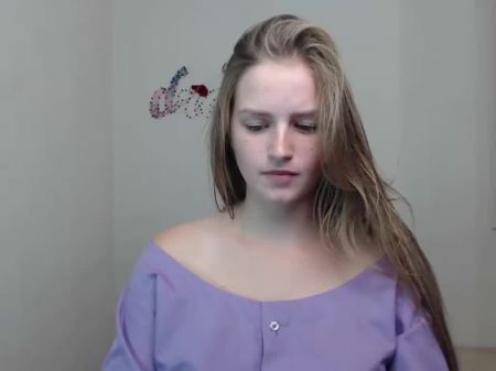 شريحة فتاة غرفة الصناديق 