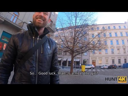 Hunt4k. يرحب MILF Big Boobied رجل مجهول في Twat ، ولكن ليس الزوج 