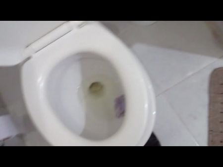 Pissing While I