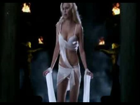 Sophie Turner , Kristanna Loken - Pioneer Of Awesomest Maximus