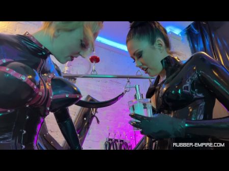 Peedolly A Rubbertoy And 3 Horrible Rubber Princesses