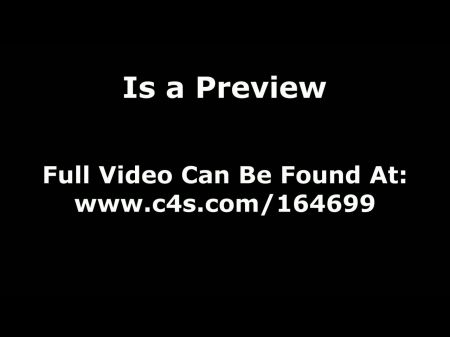 Mistress Kira en lencería fetiche Servitud oral, Femdom 