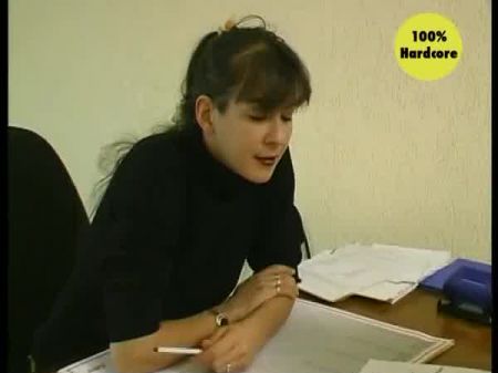 Hot Real Milf Macht Pornos Und Gibt Dem Chef Der Firma Einen Blowjob 