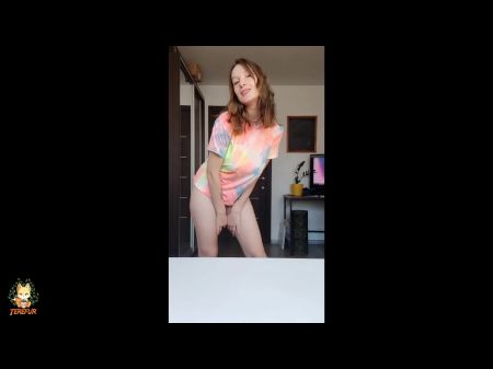 أحاول على سراويل سراويل جنسية شفافة لإغواء الرجال 