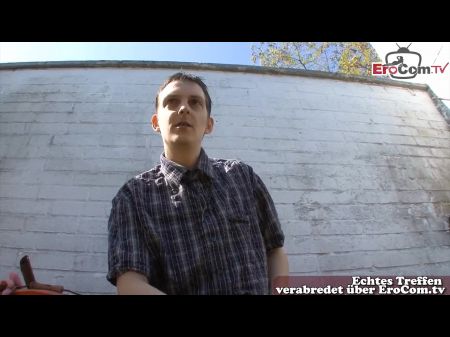 Deutsch Normales Mädchen Nebenan Treffen Fremden Und Probieren Sie Zum Ersten Mal Porno 