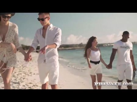 private private.com Anita Bellini und Belle Claire in 4Some 