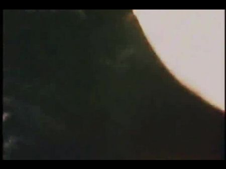 بريجيت لديها وقت جيد مع أصدقائها السود 