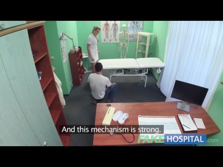 Hired Handyman Cums über alle hübschen Krankenschwestern Bum 