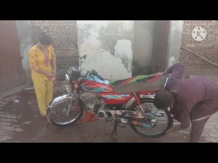 Indian Desi Nymphs In The Tub , Best Sisters , Best Pakistani Nymphs