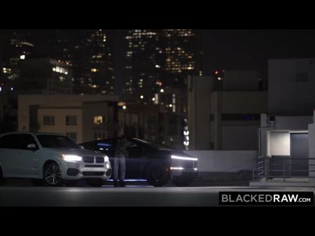 لا تشبع كازومي يحصل على اثنين من BBCs سميكة 