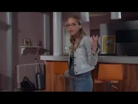 Heather Vandeven, Justine Joli 