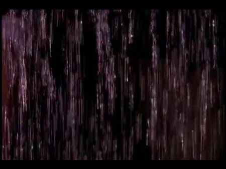 Asia Carrera bajo la lluvia 