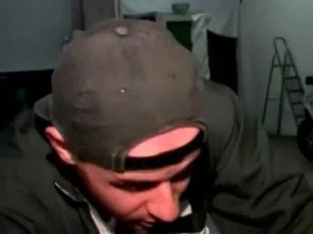 我被刺穿的成熟荡妇得到​​她的cunt拳