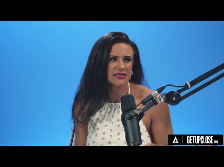 Up Close - How Femmes Orgasm With The Flawless Mummy Penny Barber ! Solo Chick Getting Off ! Full Episode