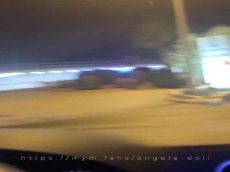 Angeladoll Ich bitte einen Fremden, mich zu ficken, während ich einkaufen 