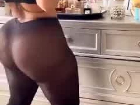 ثدي كبير و booty1 