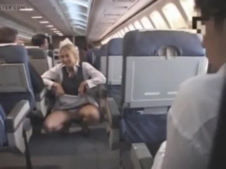 hilfreiche Stewardess #2 