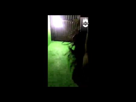 مثير حجم حمالة الصدر تظهر صور عارية 