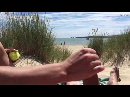 trabajo manual en la playa 