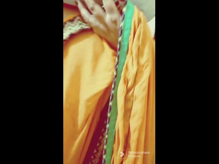 大家好，大家都喜欢我的性感脱衣舞。 