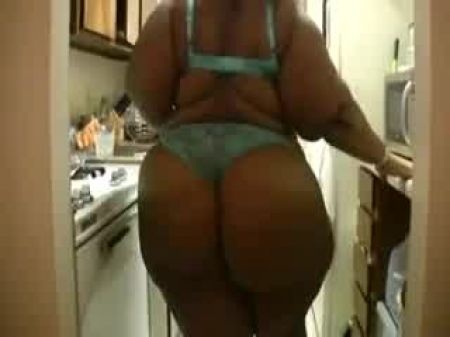 BBW robusto na minha cozinha 