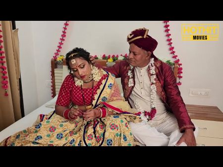 La Madrastra Cachonda Se Folla A Su Hijastro, Ella Quiere A La Polla Que él Se Corre Dentro De Su Coño 