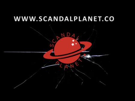 كاثلين روبرتسون مشهد الجنس عارية في Boss ScandalPlanet.com 