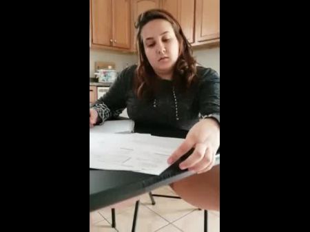 Plumper Pees At Table