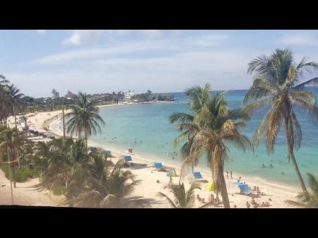我丈夫像狗一样操我，在圣安德烈斯（San Andres Isla）乱搞我