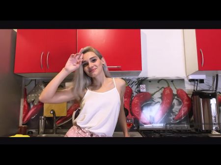 我丈夫的朋友在所有洞里操我