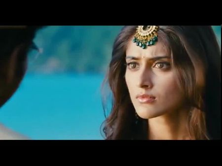 ileane dcruz sexy kuss 
