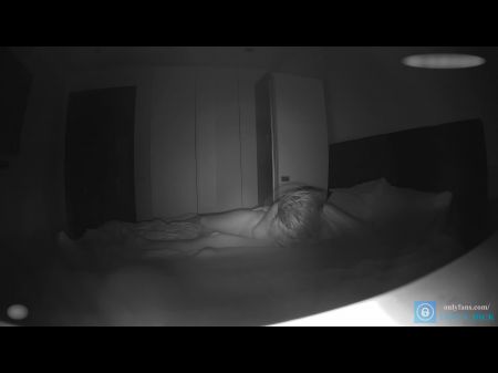 真正的相机他妈的18 Yo Brunette与大山雀