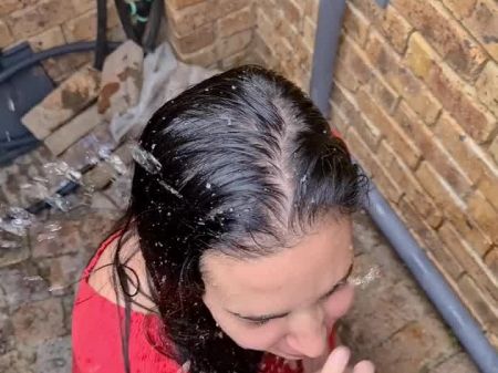 jugendlicher Verbündeter Mund Pisse und Schwanz saugen, POV 