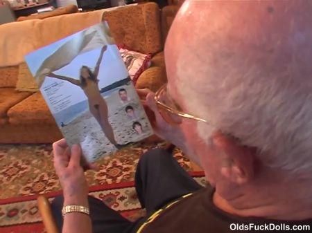 Olds Fuck Dolls Grandpa Mireck Fucks Sexy Religious Chick Con Grandes Tetas 