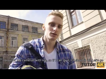 Tutor4k. Schlanker englischer Tutor zog sich mit dem Schüler in Sex. 