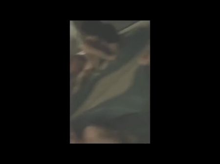 Grupo de amigos fodendo no hotel 