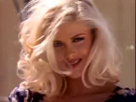 Anna Nicole Smith - Texas Country Girl