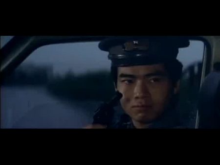 警察在警车中做爱