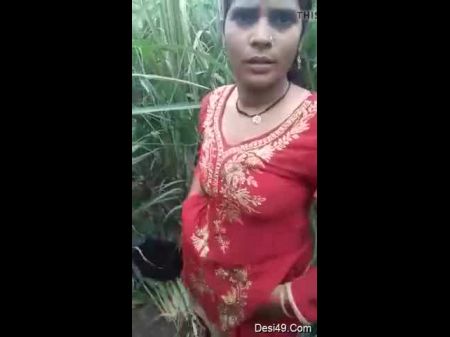 Desi Hot And Beautiful Bhabi Tiene Sexo 