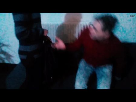 أليكس أنجيل الحصول على الحب (عرض التقبيل) 